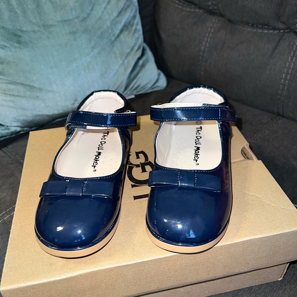 Navy Blue Patent Leather Shoes